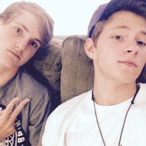 Meet your Posher, Hunter